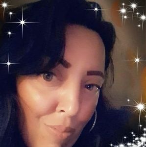 Meet your Posher, Kelley